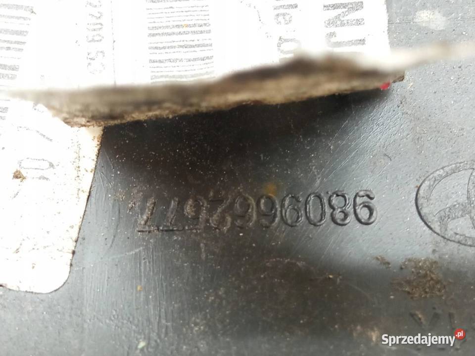 OSŁONA LISTWA LEWEGO TYLNEGO BŁOTNIKA 9809662577 Rok produkcji 2018 sprzedam