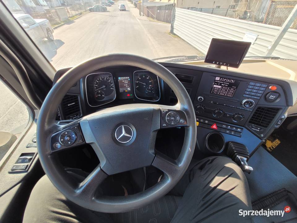 Mercedes AROCS 1824 HDS HMF 1420 K2 Radiowy podkarpackie Łańcut