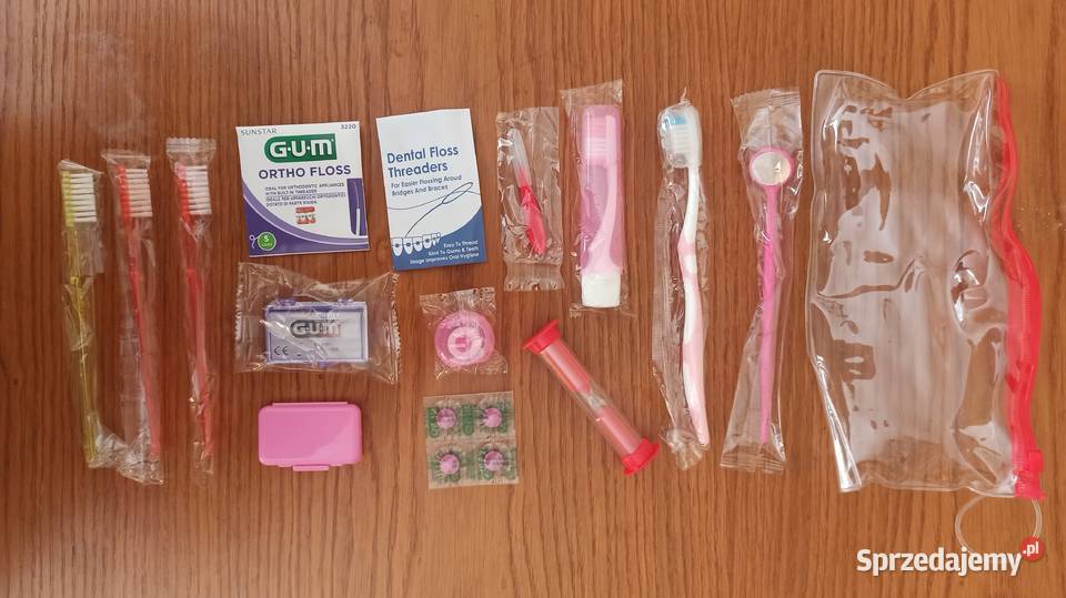 Zestaw ortodontyczny w kosmetyczce