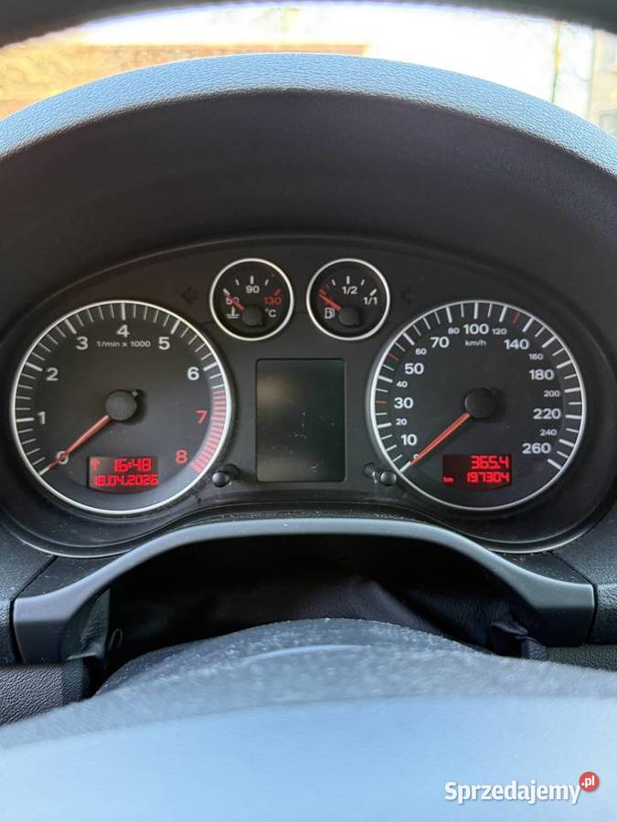 AUDI A3 8P 16 mpi 3drzwiowe 2003 r manualna A3 Wieluń