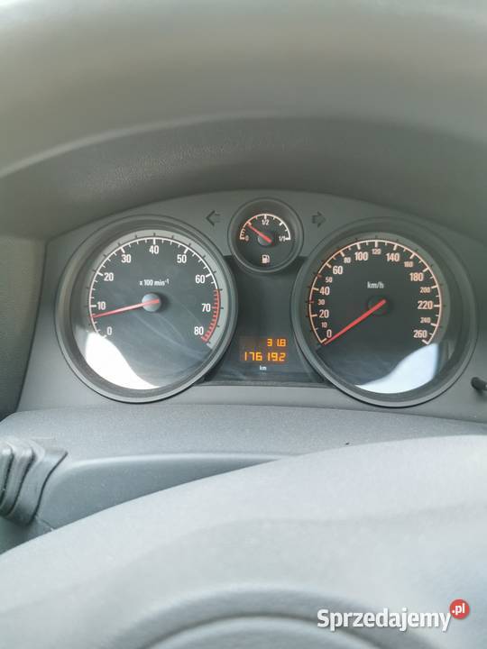 Opel Astra H benzyna