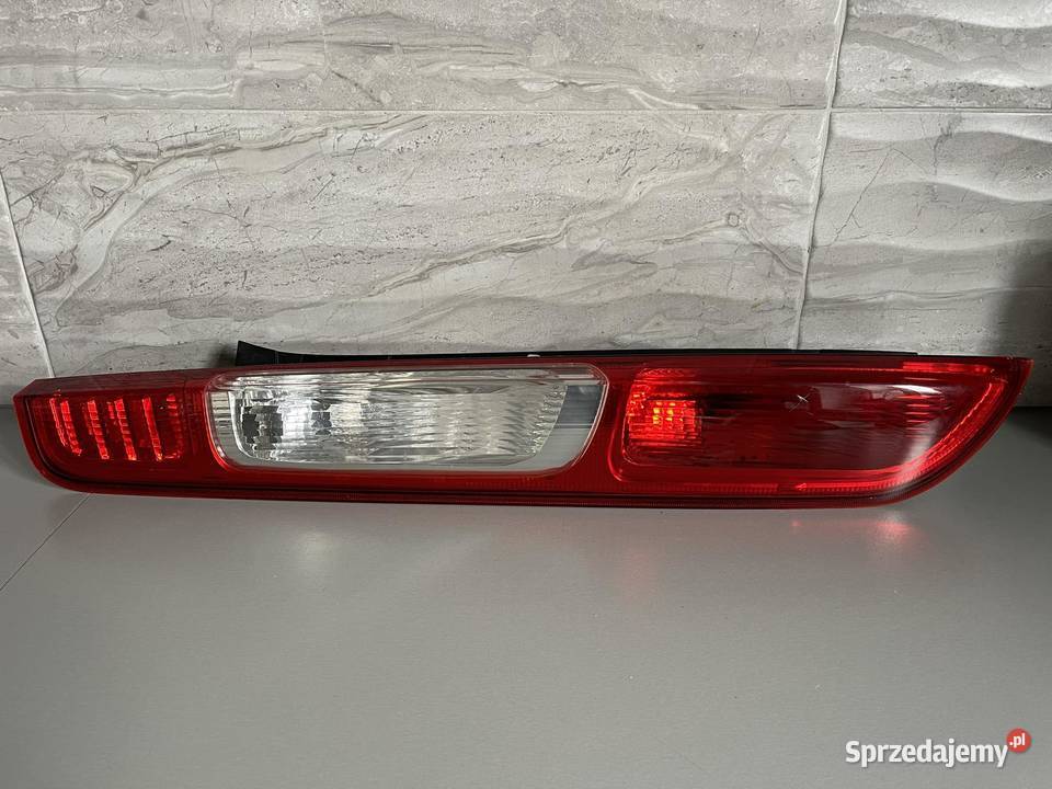 FORD FOCUS MK2 LEWA LAMPA TYŁ 5D Lampy tylne Ostroróg