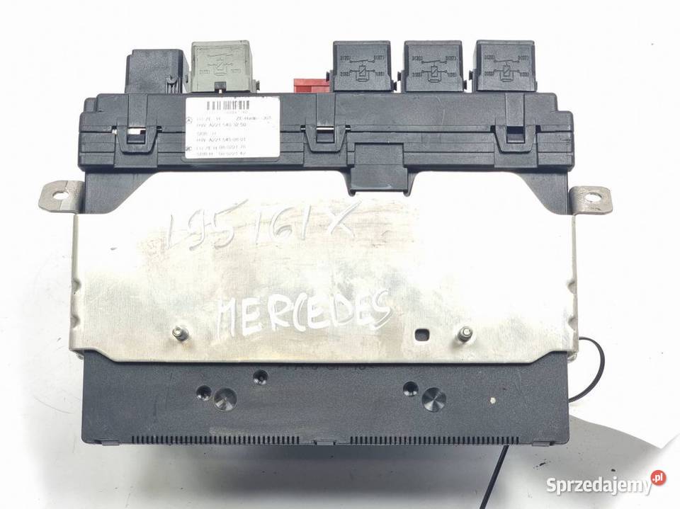 SKRZYNKA BEZPIECZNIKÓW MERCEDES W 221 Lipno
