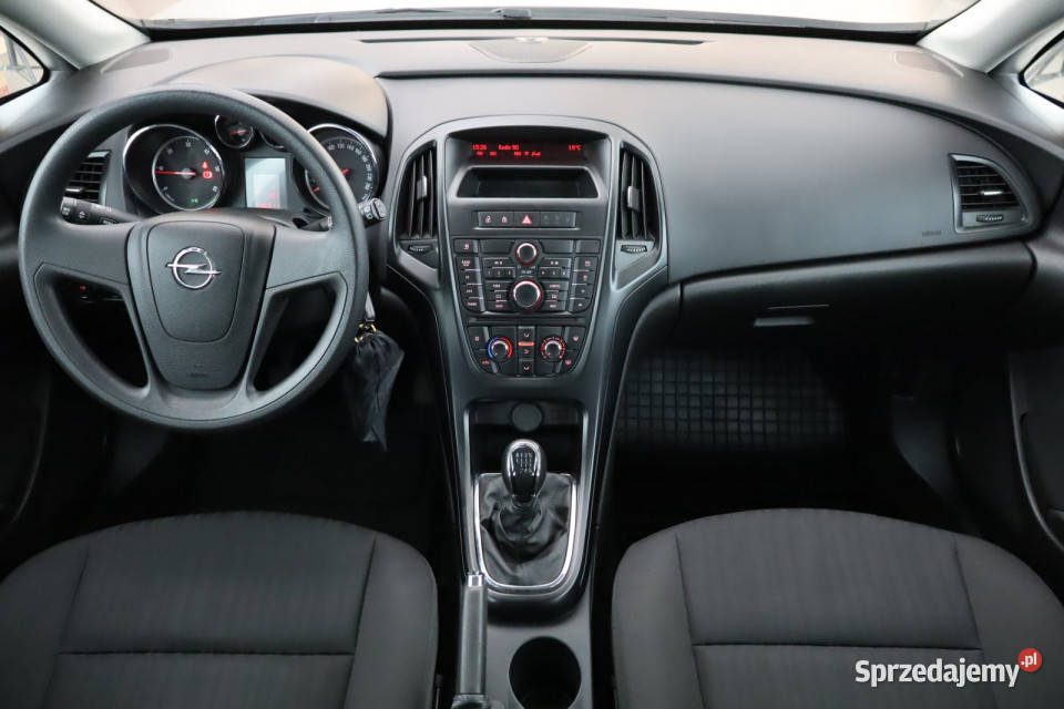 Opel Astra 17 CDTI nieuszkodzony Zabrze sprzedam