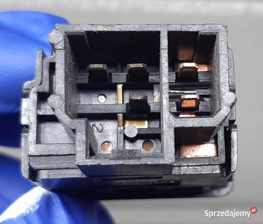 PRZEŁĄCZNIK WŁĄCZNIK PRZYCISK STABI NISSAN panele sterowania, przełączniki