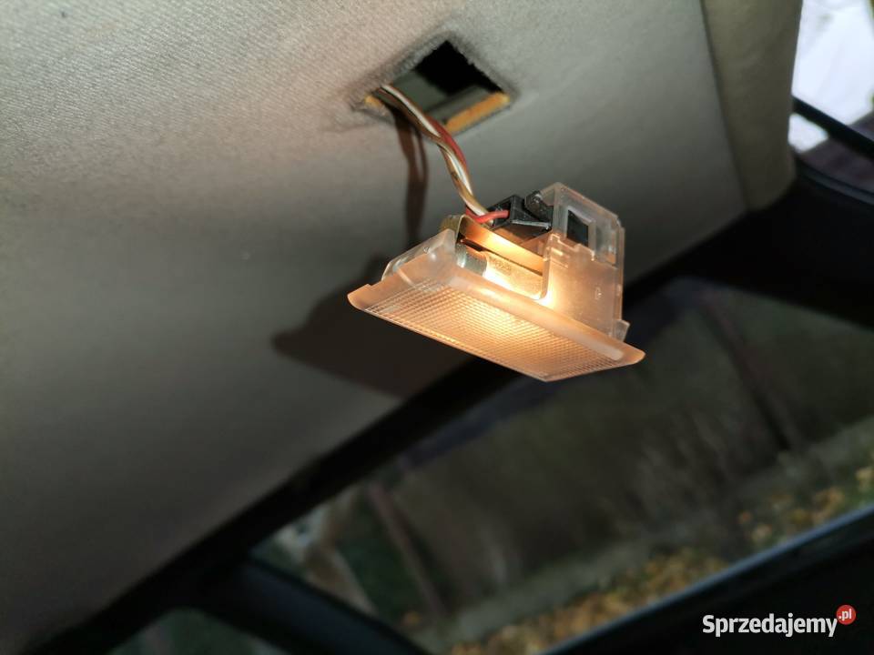 vw passat b 4 lampka oświetleniow bagarznika Terespol sprzedam