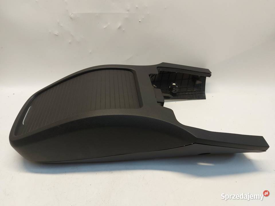 Mercedes EQV w447 Vklasa 2021 schowek żaluzja