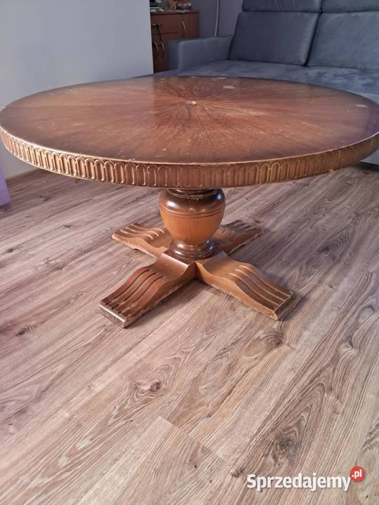 Drewniany stolik kawowy VINTAGERETRO