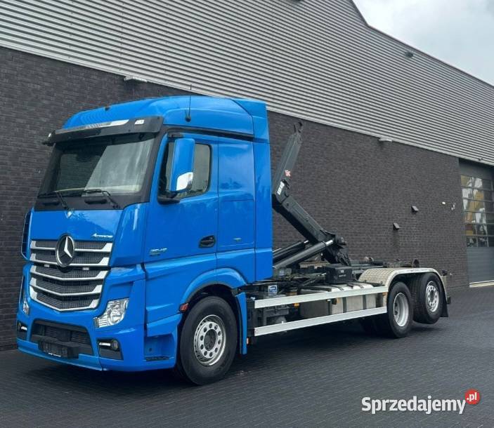 Hakowiec 3 osiowy 6x2 Mercedes Eur 6 Warszawa