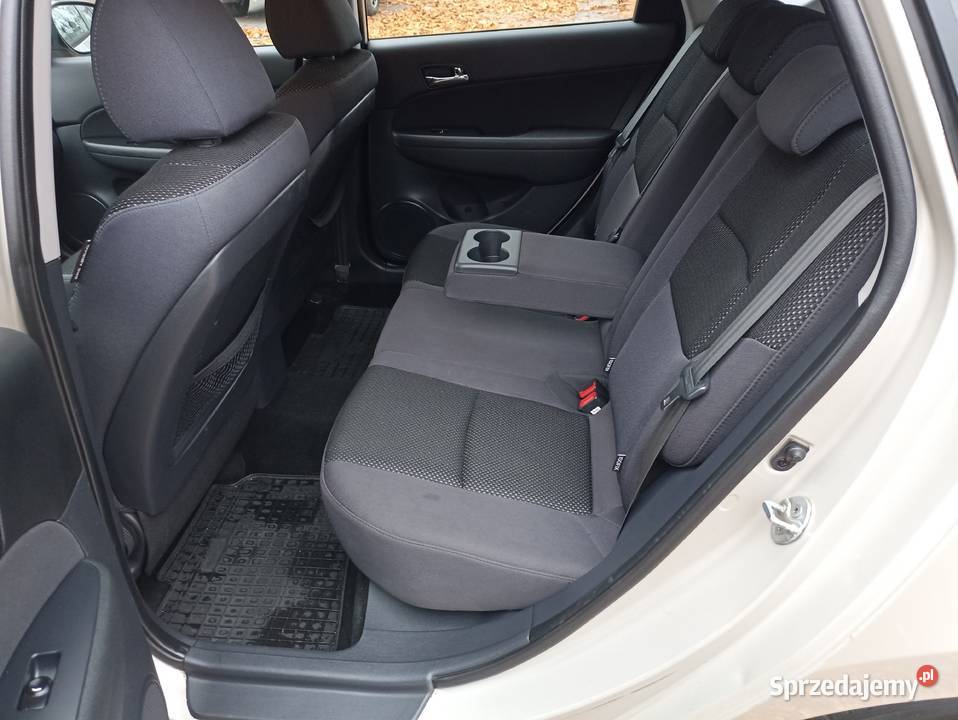 Hyundai i 30 cw blue conford 16 crdi kombi 90 mazowieckie