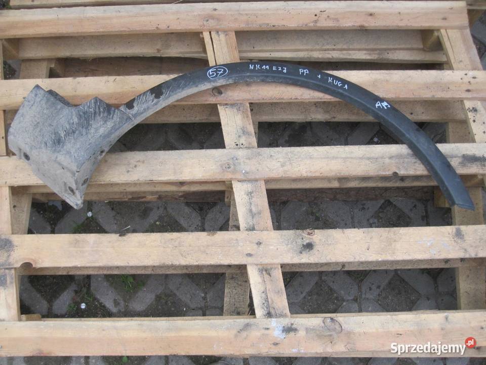 FORD KUGA MK1 I 11r nakładka błotnika prawy