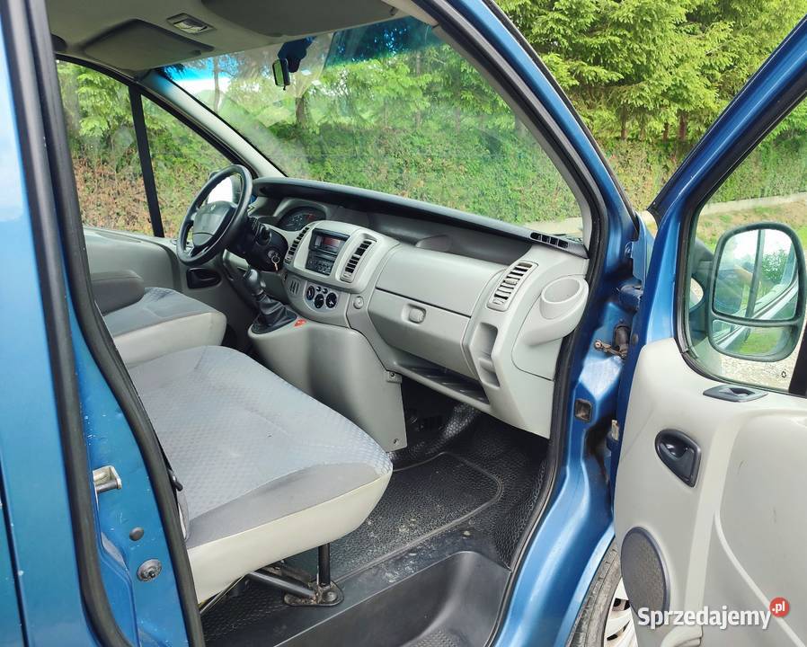 Renault Trafic 20 dCi 115 2009 9 osobowy 340 Domaradz sprzedam