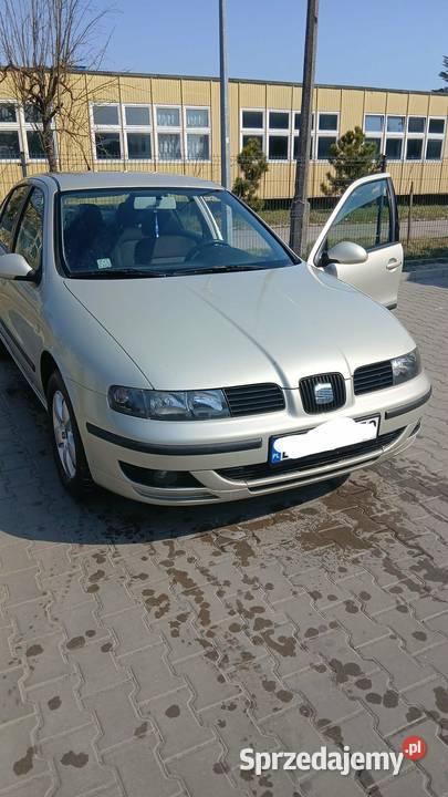 Seat leon 16benzyna 2004r 209000 przebieg opłaty 105KM Leon Łomża