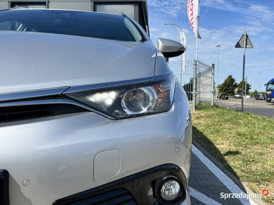 Toyota Auris 2017r Salon Czujniki Kamera Niski wielkopolskie Poznań