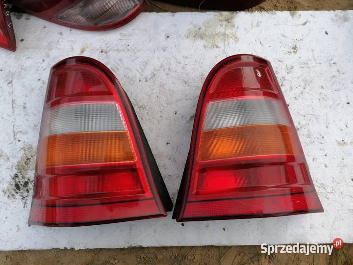 Lampy Tył Komplet Mercedes W168 Pogorzelec sprzedam