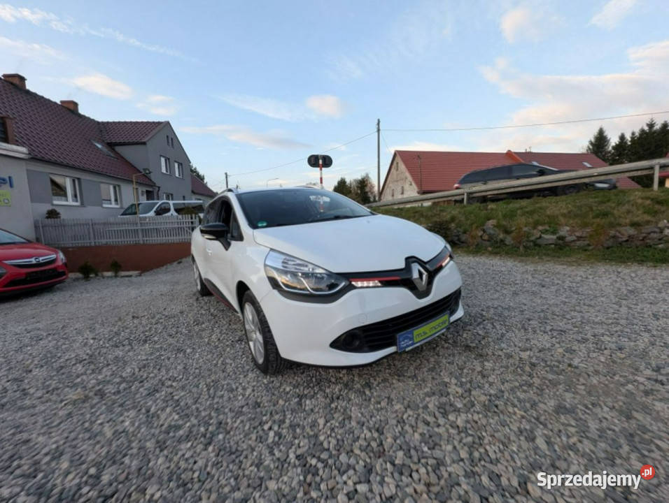 Renault Clio Intens model 2016 stary silnik 12 ESP dolnośląskie Kamienna Góra
