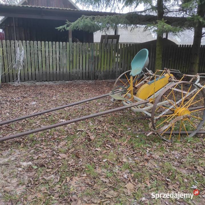 Zagrabiarka grabiarka konna Urle