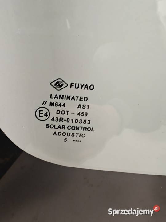 Szyba Przednia Tesla Y 20 Kamera Ogrzewanie sprzedam