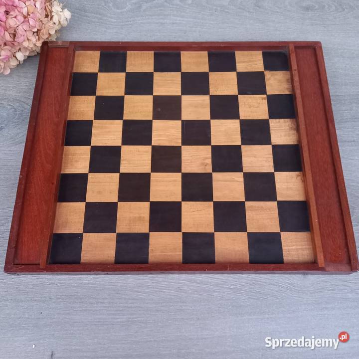 Stare drewniane warcaby z lat 50tych dwustronna