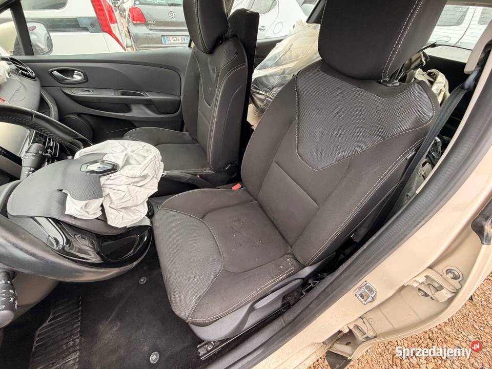 RENAULT Clio IV 15 Energy DCi 75 Zen EB285 Rok produkcji 2016 Samochody osobowe Lublin
