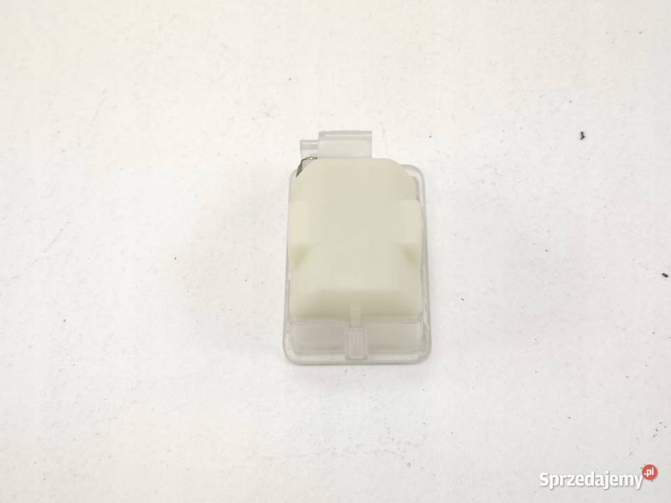 LAMPKA PODSUFITKI FIAT PALIO 19972008 46475583 Wyposażenie wnętrza