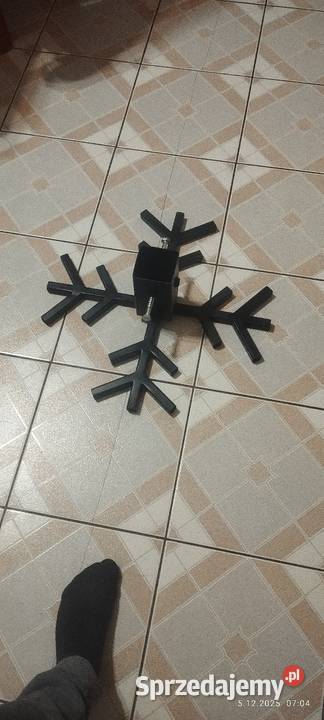 stojak pod choinkę ręczna robota