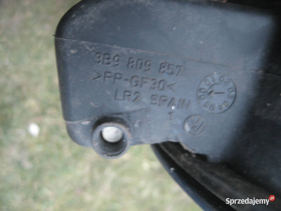 Klapka wlewu paliwa Volkswagen Passat B5 kombi Kraków sprzedam