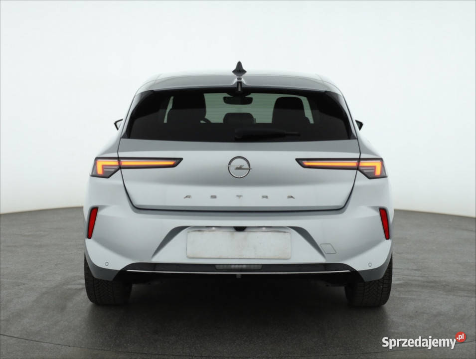 Opel Astra 12 Turbo pełny VAT Piaseczno sprzedam