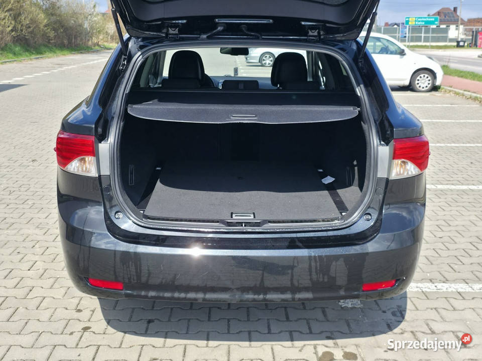 Toyota Avensis 18 Benzyna Serwisowany Gwarancja czujnik zmierzchu Avensis Piekoszów