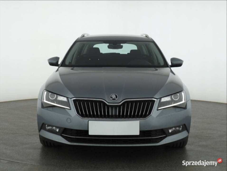 Skoda Superb 20 TSI 162KM Piaseczno