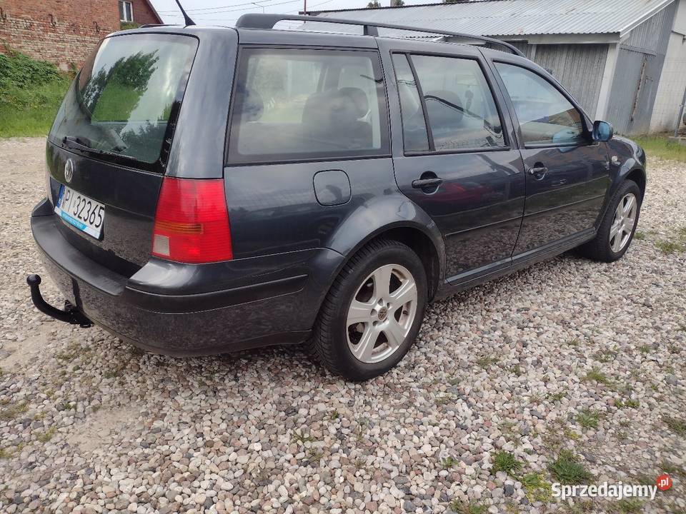 Volkswagen Golf 16 bGaz 2001 Hak sprzedam
