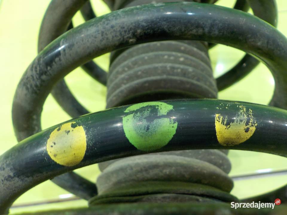 S80 II 24 D5 08r SEDAN 4D mcpherson amortyzator Amortyzatory Suków