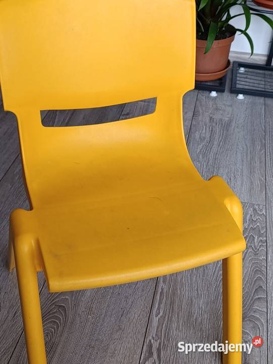 krzesło krzesełko żółte dzieci dziecka Poznań