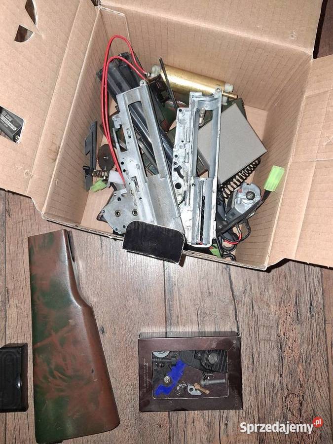 Resztki replik ASG Jelenia Góra