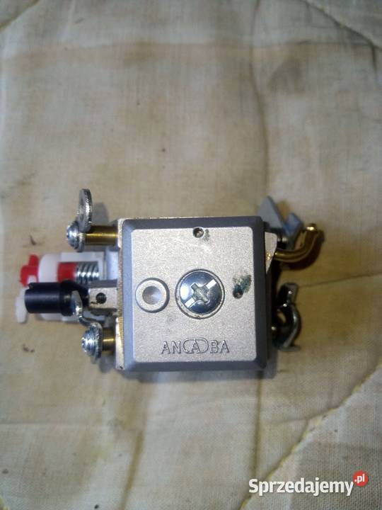 Gaźnik do pilarki Husqvarna z pompką Dębowiec