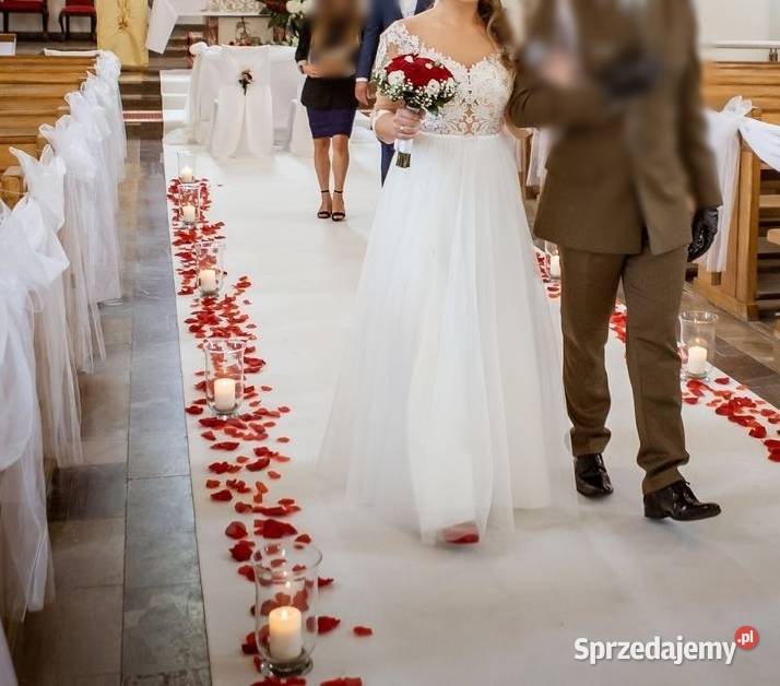 Suknia ślubna z długim rękawem Nowy Sącz