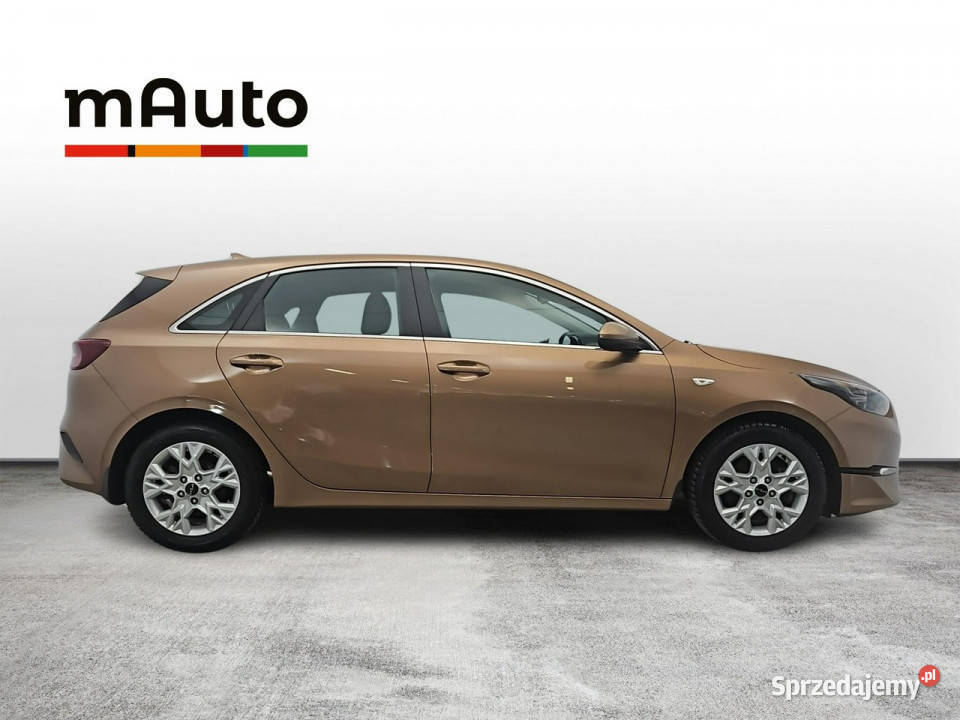 Kia Ceed 15 TGDI M Z Polskiego Salonu Faktura serwisowany w ASO Warszawa