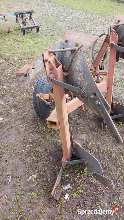 Pług OBROTOWY Ursus330 Tyble