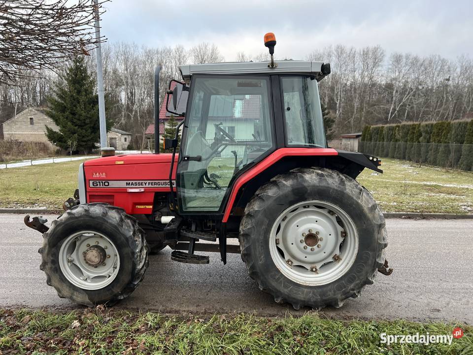 Ciagnik Massey Ferguson 6110 Radio Kazimierz Biskupi