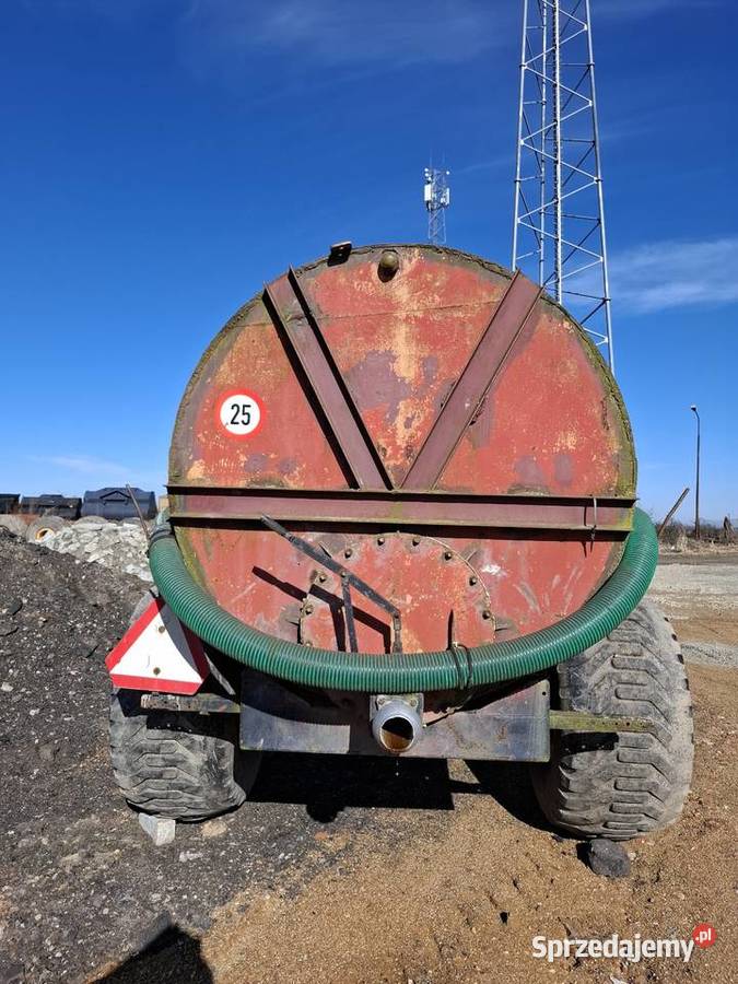 Beczkowóz o pojemności 7 litrów Maszyny rolnicze Targoszyn