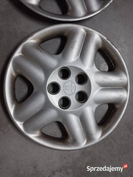 Kołpaki Toyota Avensis 15 Kołpaki