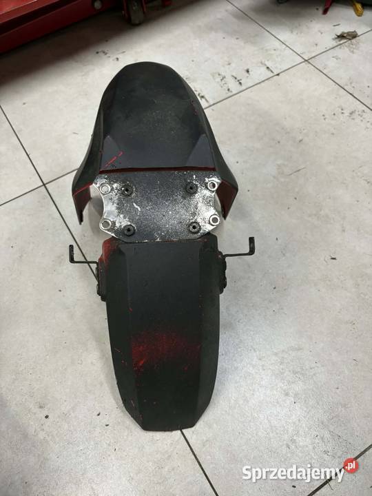 Częsci Yamaha YZFR125 813r zacisk wydech plastik Widzów
