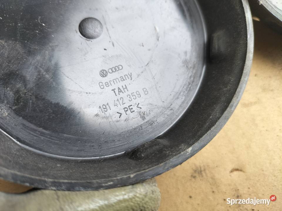 VW GOLF 2 3 191412359B GÓRNA OSŁONA ZAŚLEPKA osobowe Karoseria Kamień-Kolonia