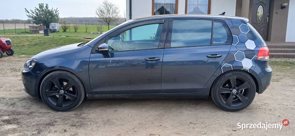 VW Golf 6 16 tdi 2010r USZKODZONY 1599cm3 Samochody osobowe Turek sprzedam