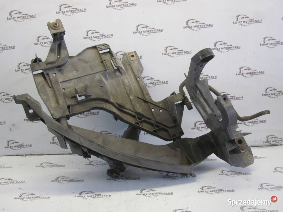 AUDI A4 B8 IV 09r ślizg lampy prawy przód osobowe Kielce