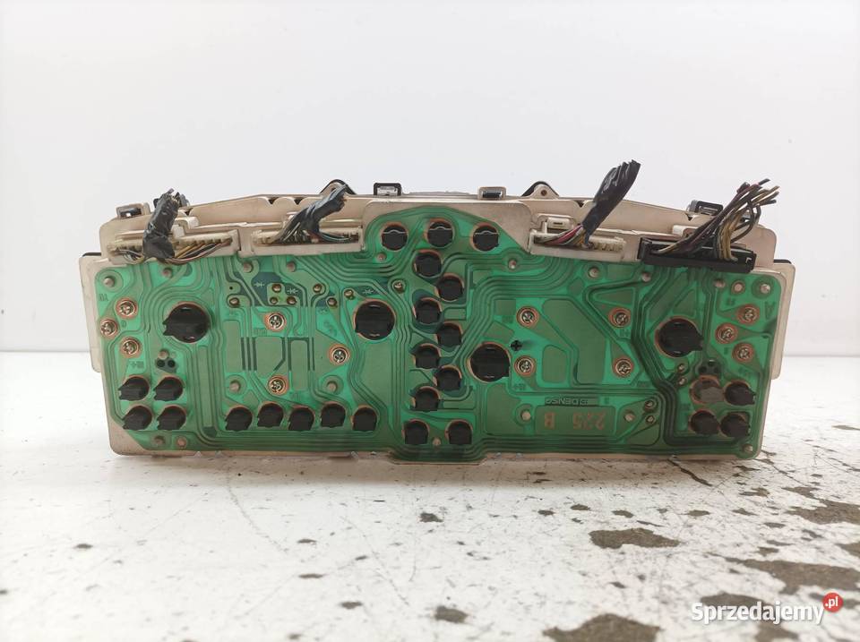 LICZNIK MR240681 1573705040 K9 28 D Mitsubishi