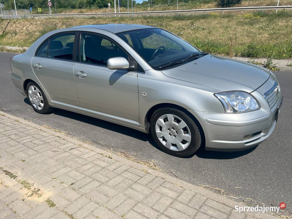 Toyota Avensis II 18 sedan LPG klimatyzacja Avensis