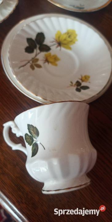 Filiżanka z talerzykiem z żółtą różą Syg English pomorskie Gdańsk