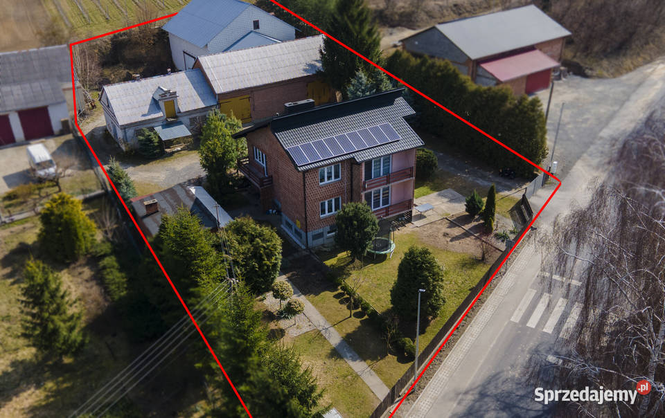 Dom garaże przechowalnia owoców gotowe do świętokrzyskie Żuków sprzedam