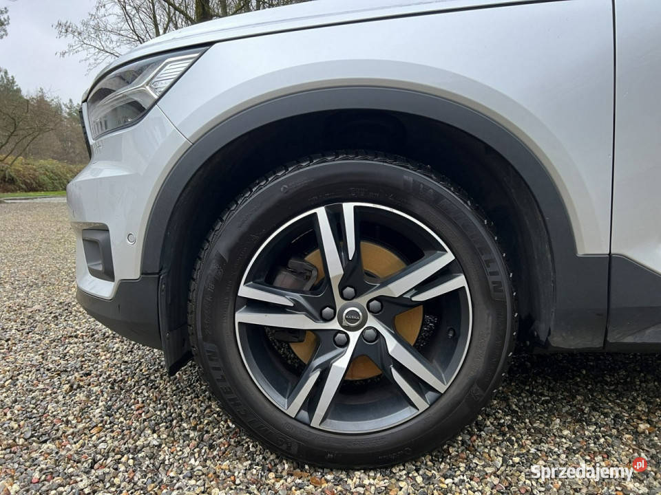 Volvo XC 40 Sadlno